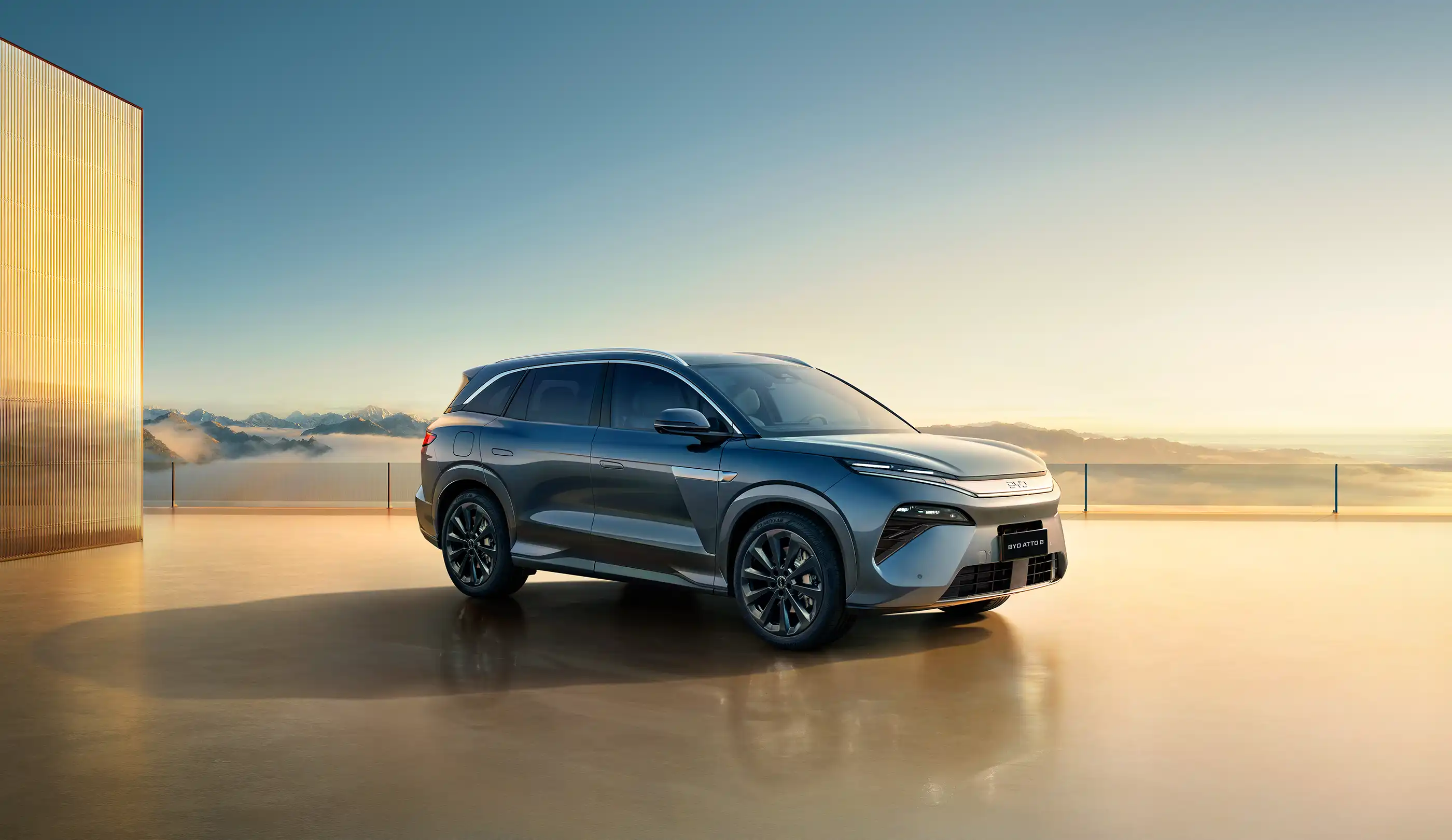 BYD ATTO 8