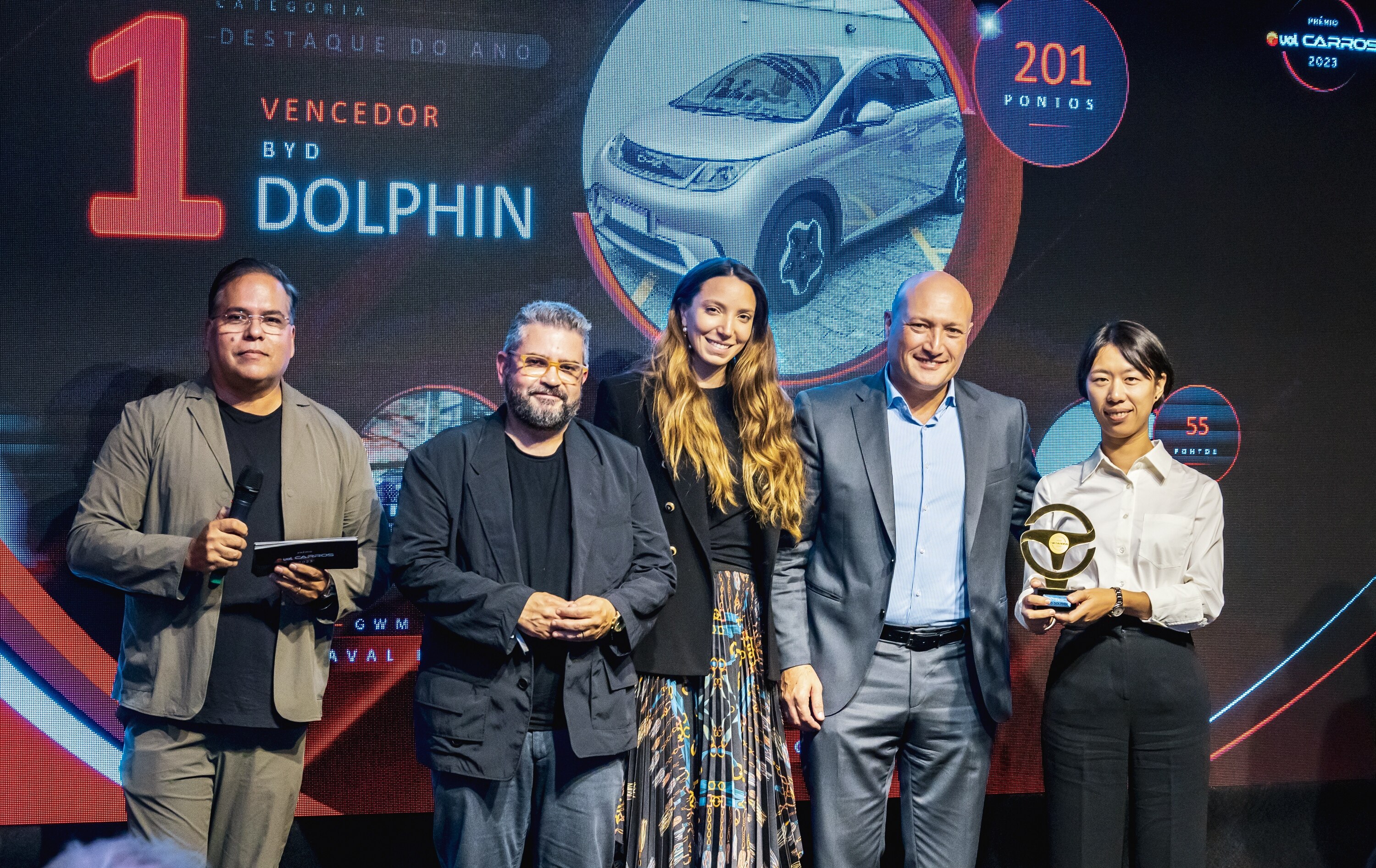 BYD DOLPHIN - UOL Carros Award
