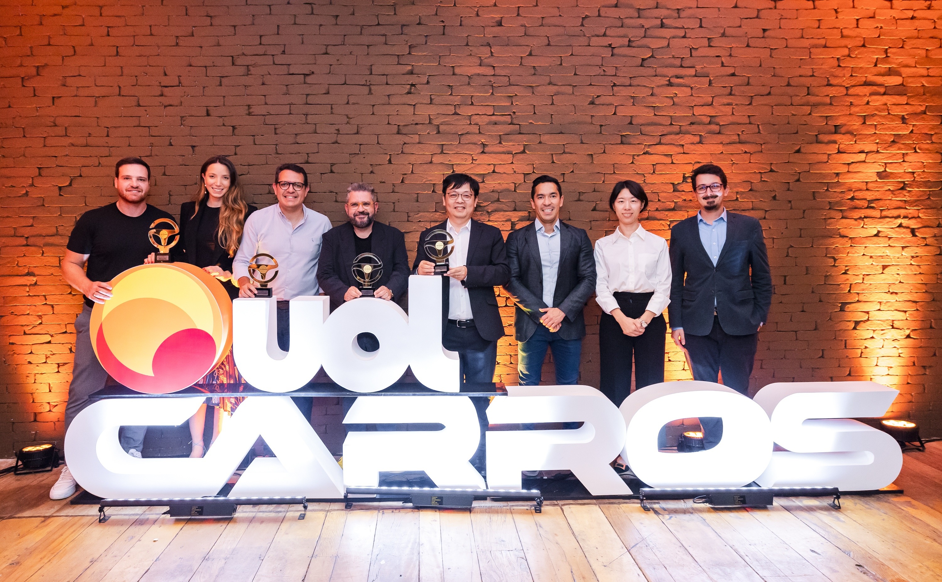 BYD DOLPHIN - UOL Carros Award